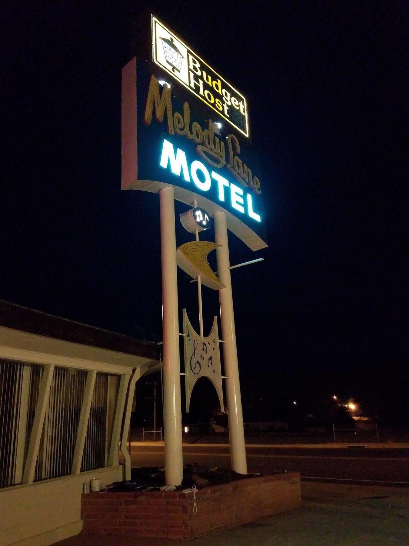 Budget Host Melody Lane Motel Ratón